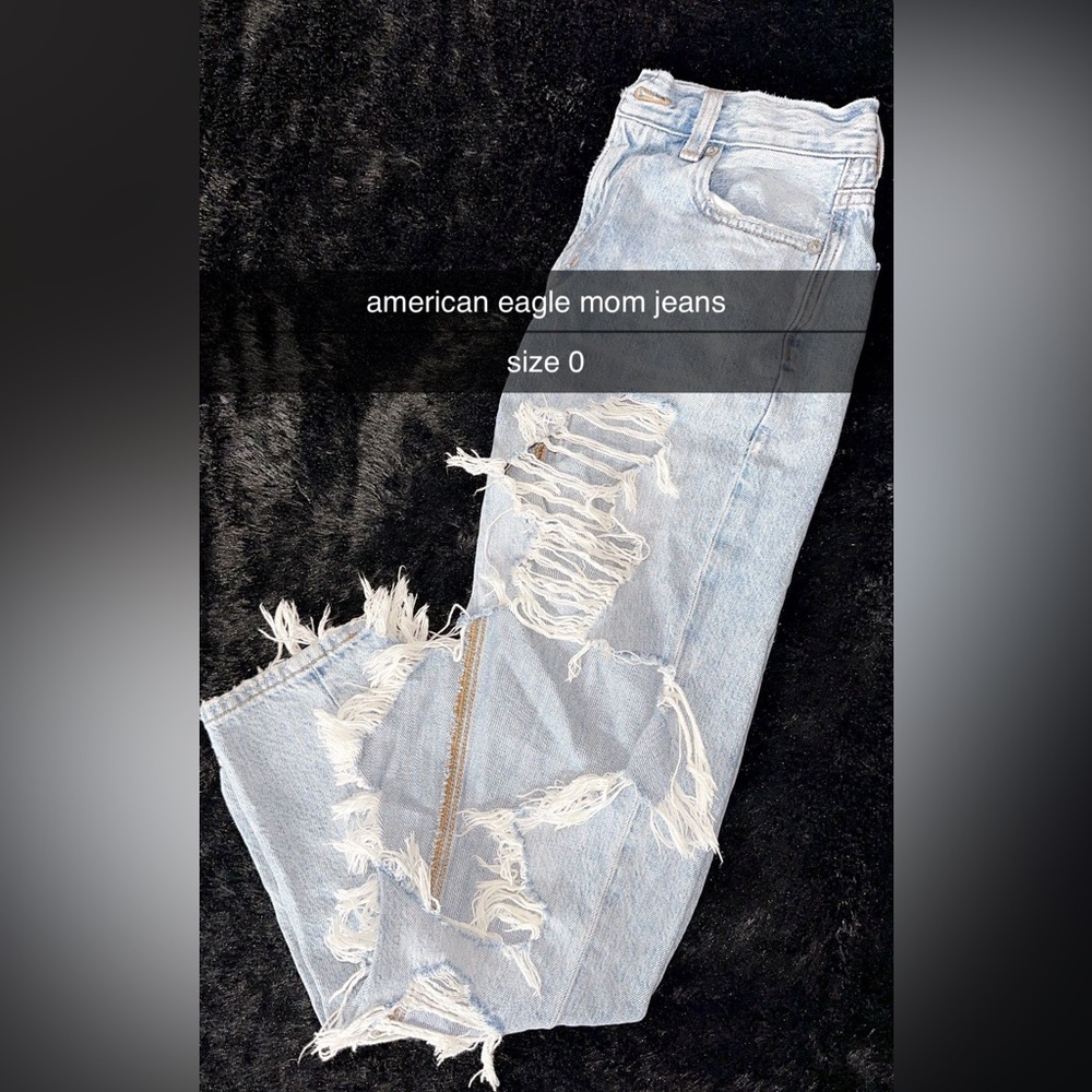 american eagle mom jeans